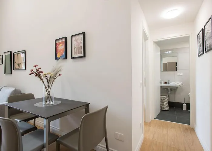 Urban Oasis Near Termini, Free Parking&balcony, Int10 Rom