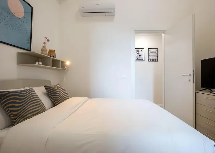 Urban Oasis Near Termini, Free Parking&balcony, Int10